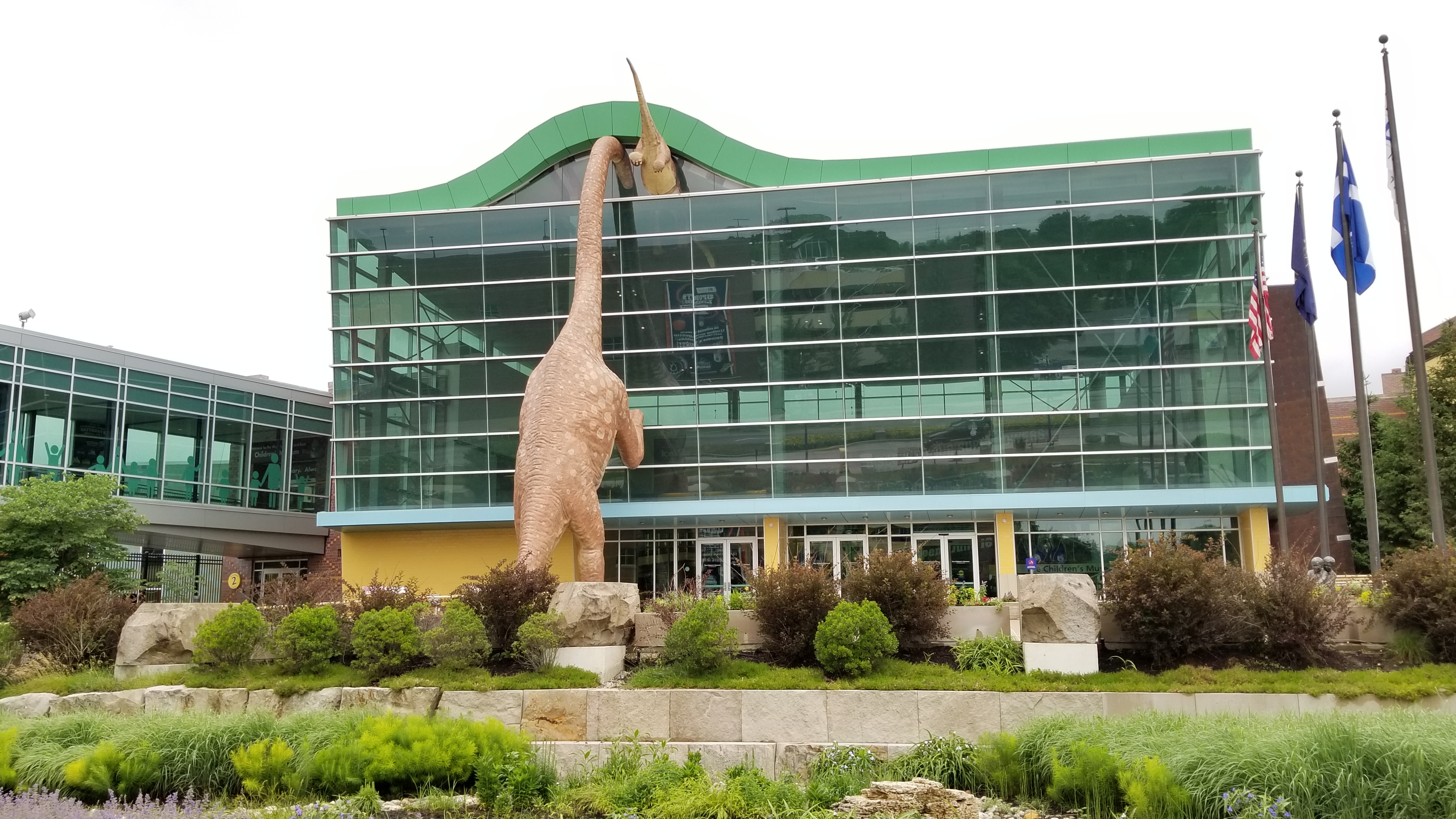 The Children's Museum of Indianapolis exterior